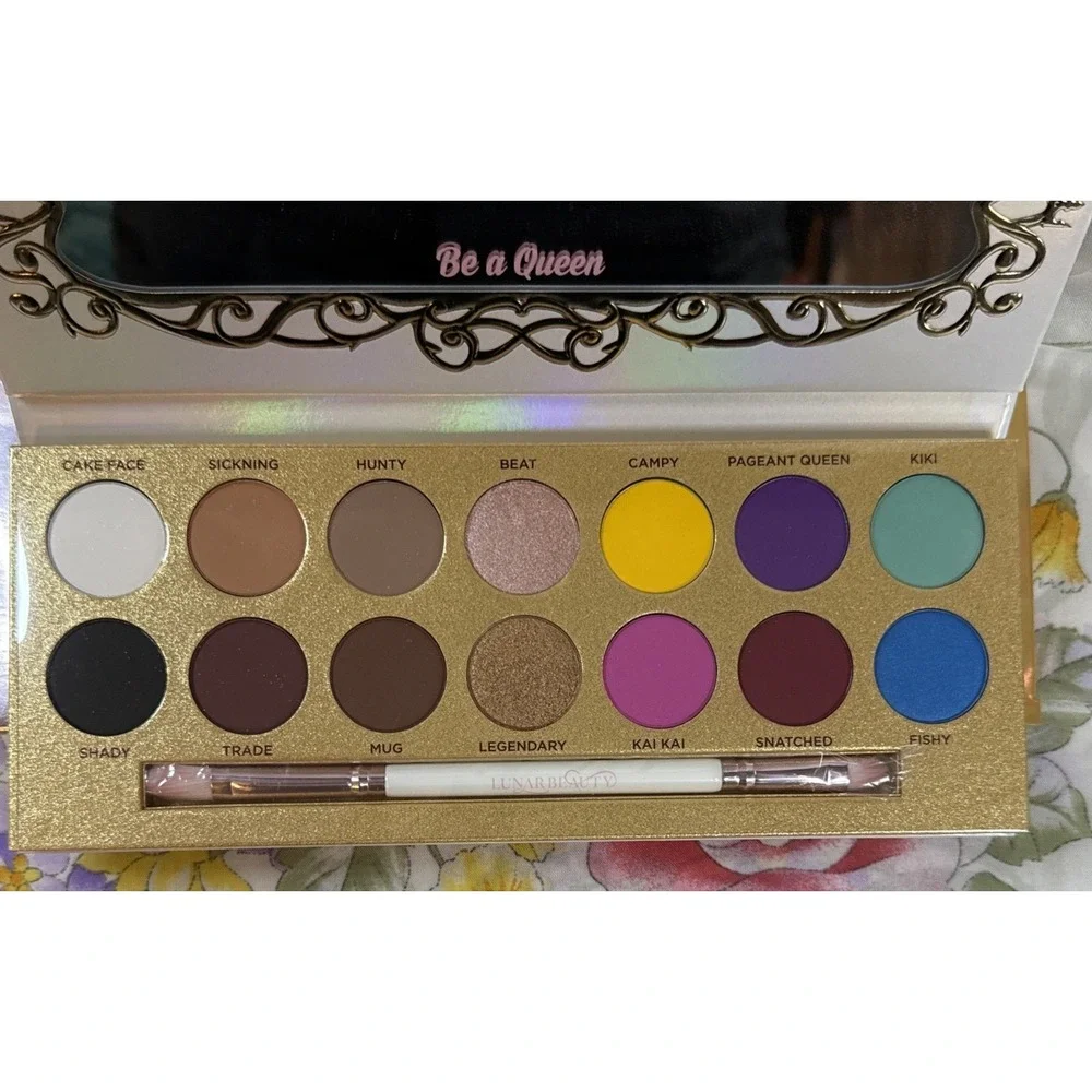 Lunar Beauty Life's A Drag Eyeshadow‎ Palette w/ Brush Manny MUA